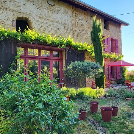 Le Cache, Au Pied Des Chambarans Appartement *